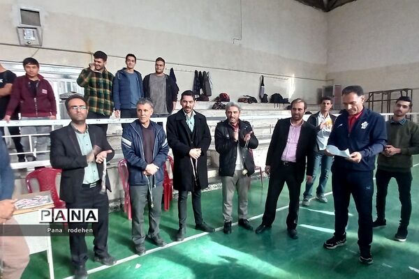 برگزاری مسابقات مرحله آموزشگاهی  والیبال در آموزش و پرورش رودهن