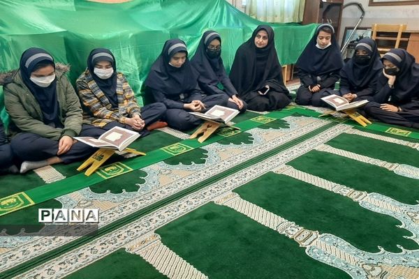 برگزاری مراسم سالروز شهادت حضرت فاطمه زهرا (س) در آموزشگاه فرهنگ ام‌ابیها (س)