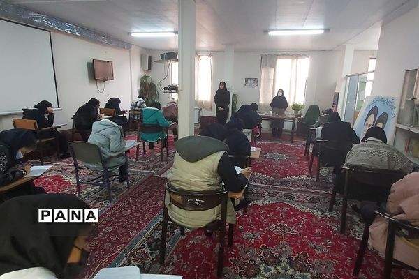 آخرین روزهای برگزاری امتحانات شبه‌نهایی در مدارس متوسطه رودهن