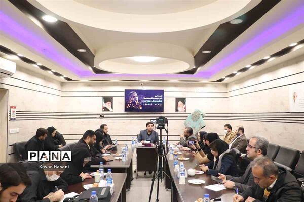 نشست خبری رئیس حوزه هنری انقلاب اسلامی آذربایجان شرقی