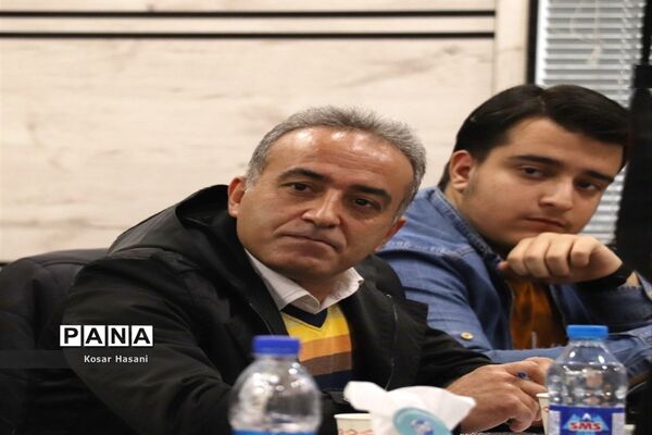 نشست خبری رئیس حوزه هنری انقلاب اسلامی آذربایجان شرقی
