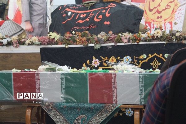 تشیع پیکر مطهر شهید گمنام در شهرکرد