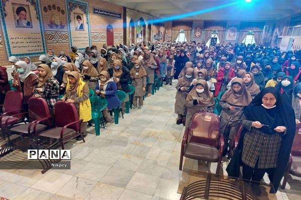 گرامیداشت سالروز شهادت حضرت فاطمه زهرا(س) در دبیرستان شاهد حجاب منطقه ۱۳