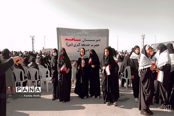 ورود پیکر مطهر یکصد و یازده  شهید تازه تفحص شده به ایران