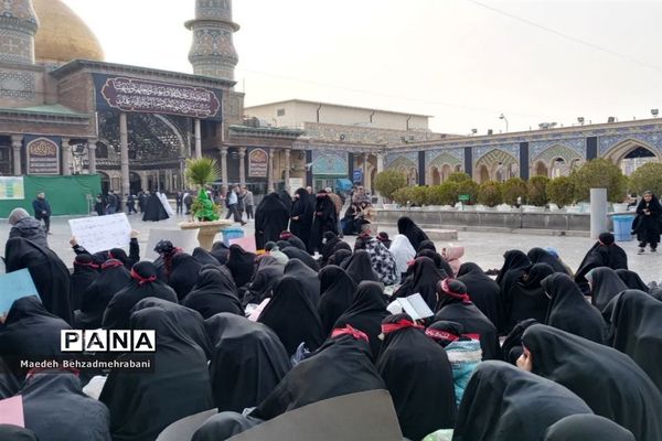 حضور بانوان انقلابی شهرستان قرچک در حرم مقدس حضرت عبدالعظیم حسنی(ع)