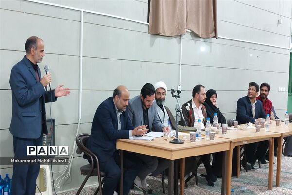 حضور کاروان خدمت نایین در منظم‌ترین روستای خشتی جهان