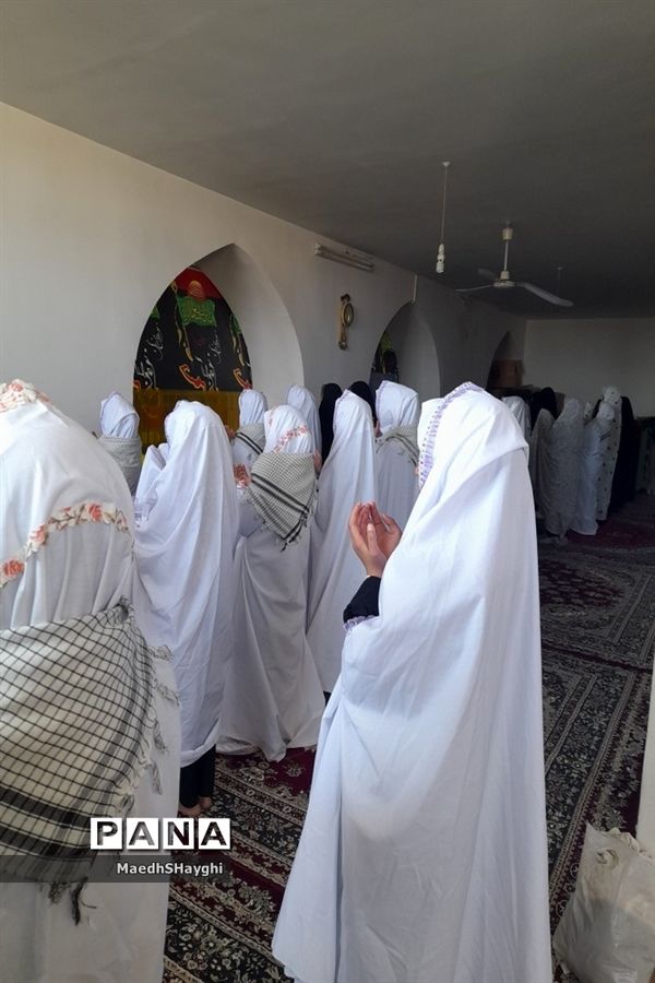 برپایی نماز با شکوه جمعه در شهرستان خلیل‌آباد