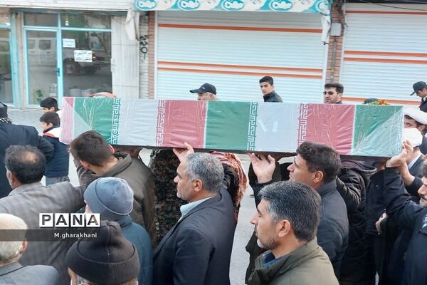 تشییع پیکر مطهر شهید گمنام در شهر بن