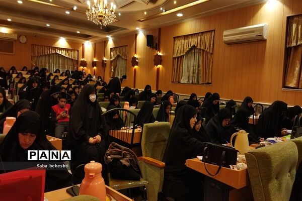 اعتکاف جهاد تبیین با حضور فرهنگیان خراسان‌رضوی