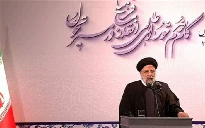 دانش‌آموزان باید شناخت و تحلیل درستی نسبت به شرایط و وضعیتی که در آن زندگی می‌کنند، داشته باشند
