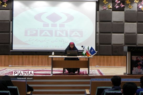 دوره تخصصی خبرنگاری و سواد رسانه‌ای