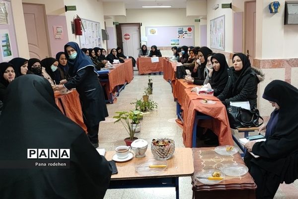 حضور معاون پرورشی اداره‌کل آموزش و پرورش شهرستان‌های استان در مدارس رودهن