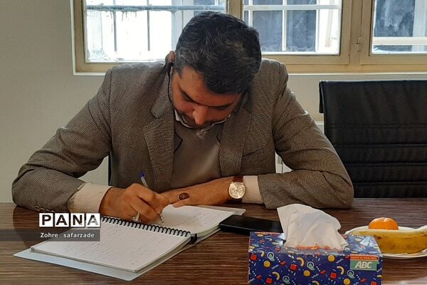گفتگوی تخصصی معاون پرورشی اداره‌کل آموزش و پرورش شهرستان‌های استان تهران با کارکنان تربیتی رودهن