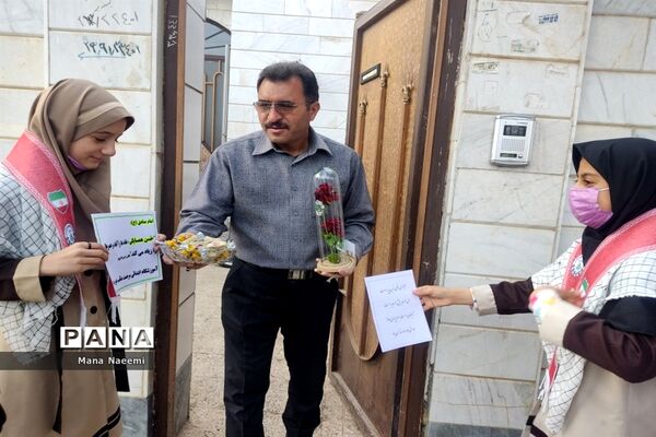 طرح تکریم همسایگان مدرسه در کاشمر