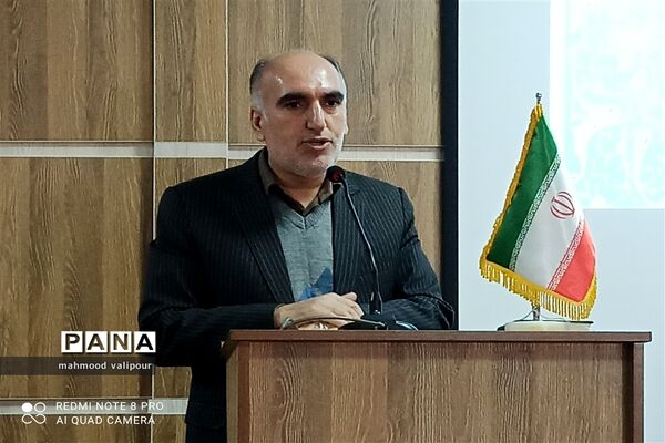 تقدیر از دانش‌آموزان برتر و برگزیده استثنایی قزوین