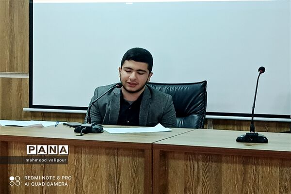تقدیر از دانش‌آموزان برتر و برگزیده استثنایی قزوین