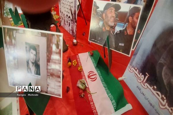 برگزاری همایش دختران زهرایی درآباده