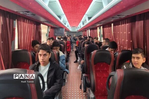 اعزام نخستین گروه از دانش‌آموزان قم به اردوی راهیان نور
