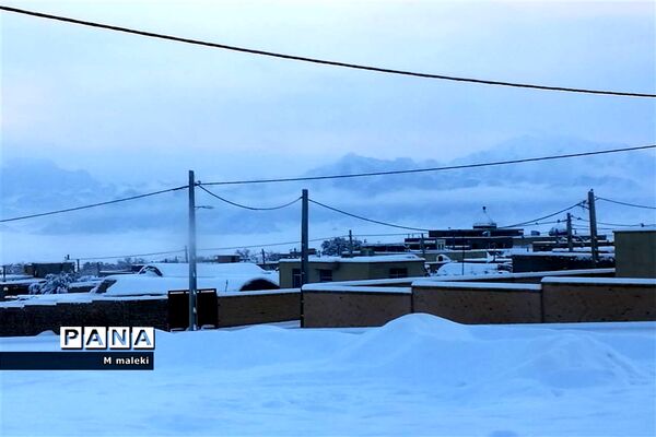 بارش اولین برف پاییزی در شهرستان میبد