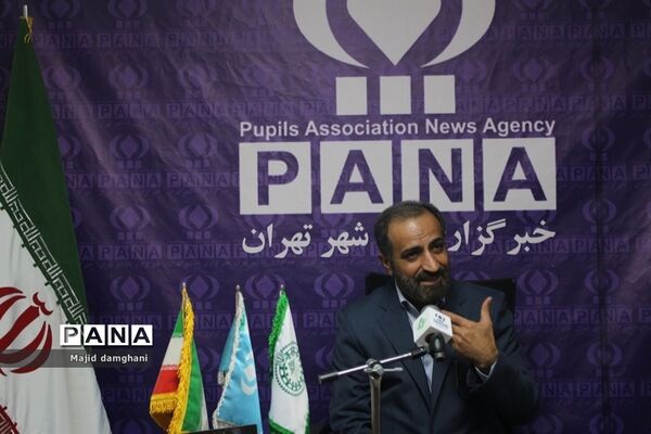 بازدید معاون پرورشی و فرهنگی آموزش و پرورش از سازمان دانش‌آموزی شهر تهران