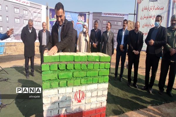 آیین خشت‌گذاری مدرسه حضرت سیدالشهدا (ع) منطقه کهریزک