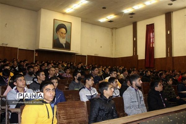 برگزاری اردوی راهیان پیشرفت ویژه دانش‌آموزان عشایر استان فارس