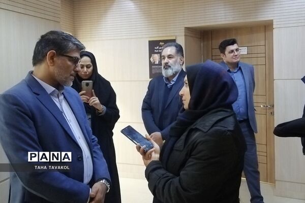 نمایشگاه دستاوردهای پژوهشی دانش‌آموزان در پارک فناوری پردیس