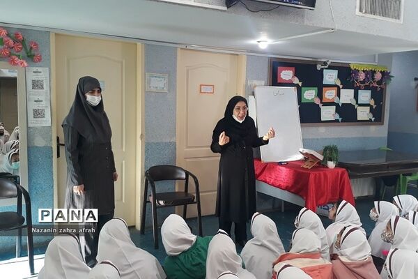 برگزاری کارگاه آموزشی روش‌های تحقیق درست در مدارس رودهن