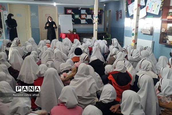 برگزاری کارگاه آموزشی روش‌های تحقیق درست در مدارس رودهن