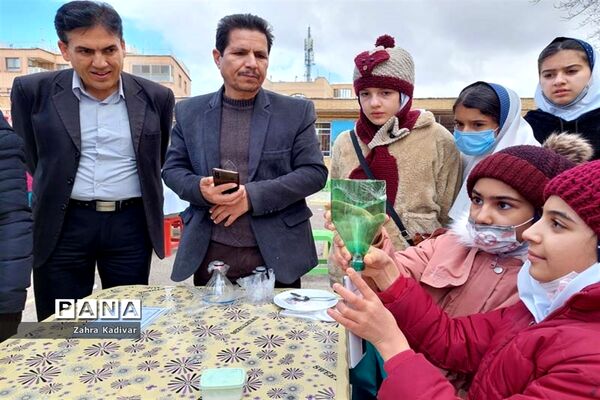 برگزاری نمایشگاه هفته پژوهش در آباده