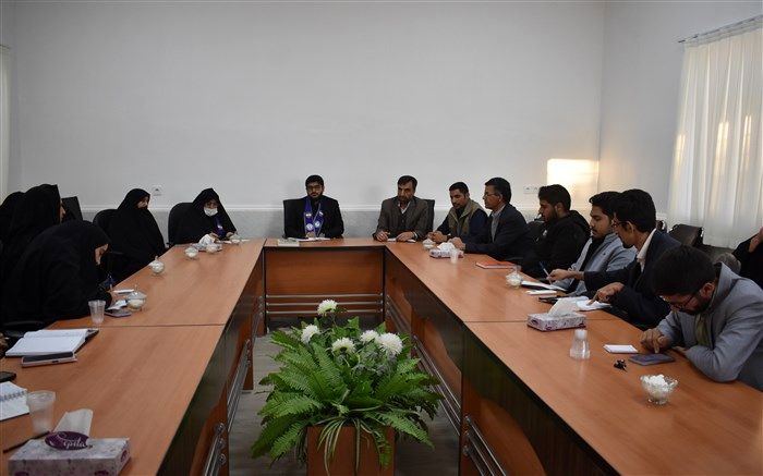 مجلس دانش‌آموزی ظرفیتی است که خودباوری را به افراد می‌آموزد