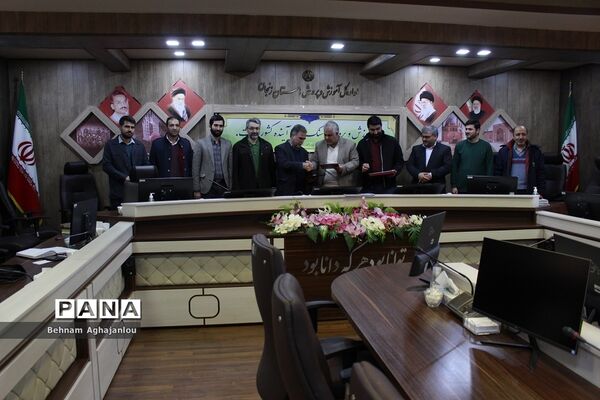 انعقاد تفاهم‌نامه آموزش و پرورش استان زنجان با قرارگاه عدالت آموزشی بنیاد احسان