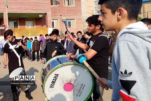 هیات عزاداری دانش‌آموزان دبیرستان امام علی(ع)2 رودهن در ایام فاطمیه
