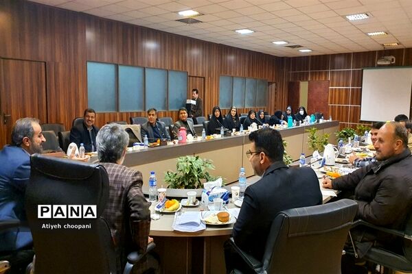 نشست هم‌اندیشی مدیران و کارشناسان کانون‌های فرهنگی تربیتی