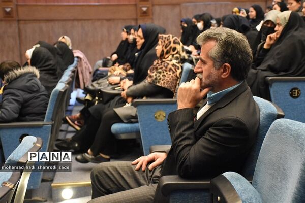 اولین همایش سالانه آموزشگاه‌های علمی آزاد خراسان‌رضوی