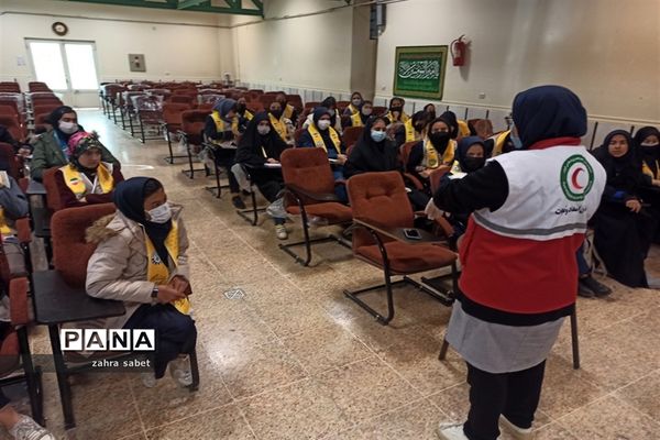 برگزاری دوره دوم کارگاه آموزشی یاور مربیان  دختر ناحیه 3 شیراز