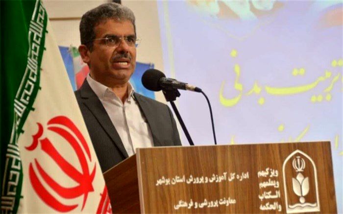 گفتمان انقلابی در مدارس‌ ترویج یابد