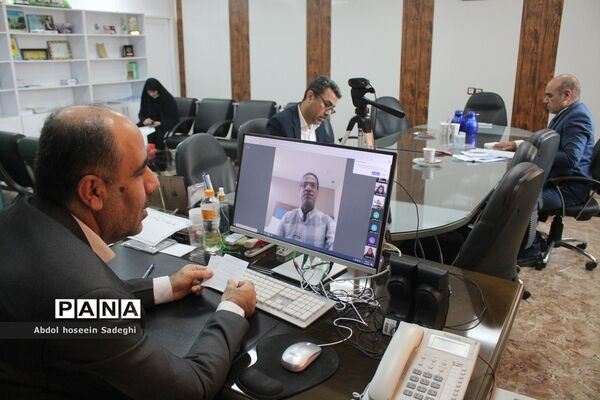 جلسه توجیهی طرح انسداد مبادی بیسوادی در بوشهر
