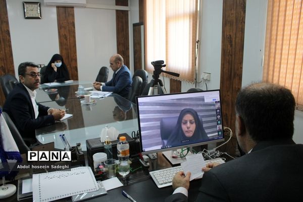 جلسه توجیهی طرح انسداد مبادی بیسوادی در بوشهر