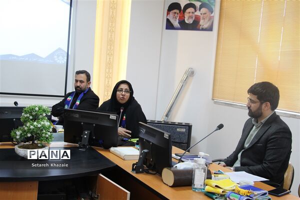 نشست تبیین طرح ملی مفاخر خراسان رضوی در ناحیه6