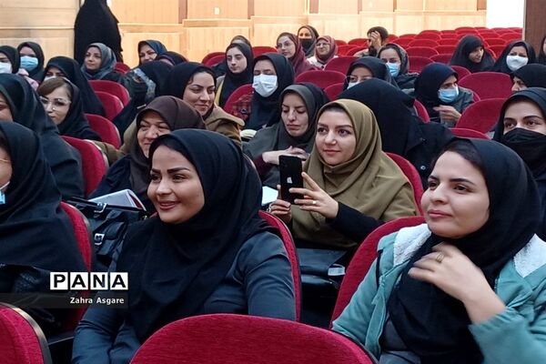 برگزاری کارگاه آموزشی اختلالات یادگیری در سالن اجتماعات شهید طحانی ملارد