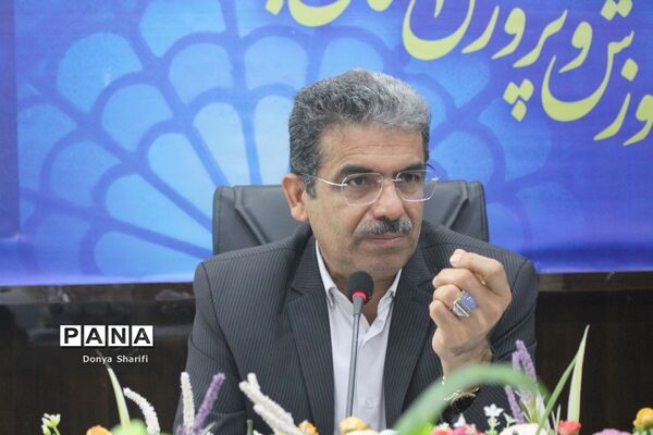 نشست هم‌اندیشی معاونان پرورشی و تربیت‌بدنی شهرستان‌ها و مناطق آموزش و پرورش استان بوشهر