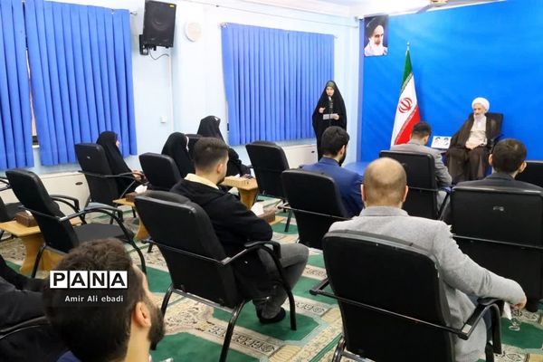 دیدار اعضای بسیج دانشجویی با نماینده ولی فقیه