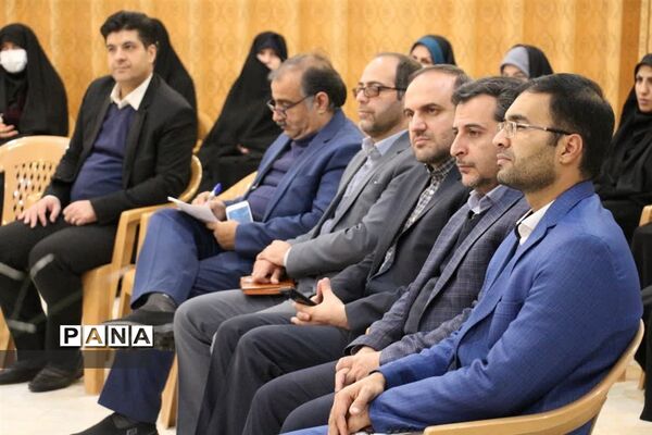 بازدید معاون پرورشی و فرهنگی اداره‌کل آموزش و پرورش استان اصفهان از شهرستان خوانسار