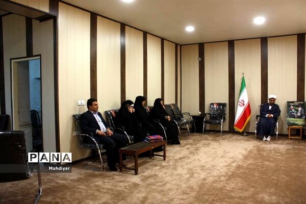 جلسه کمیته فرهنگی در دفتر امام جمعه بخش جوادآباد