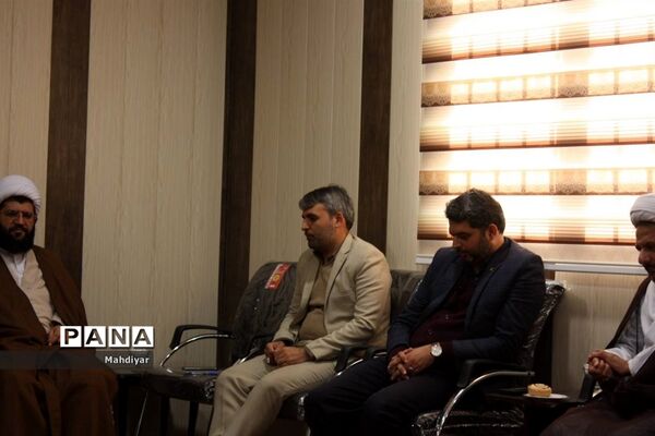 جلسه کمیته فرهنگی در دفتر امام جمعه بخش جوادآباد