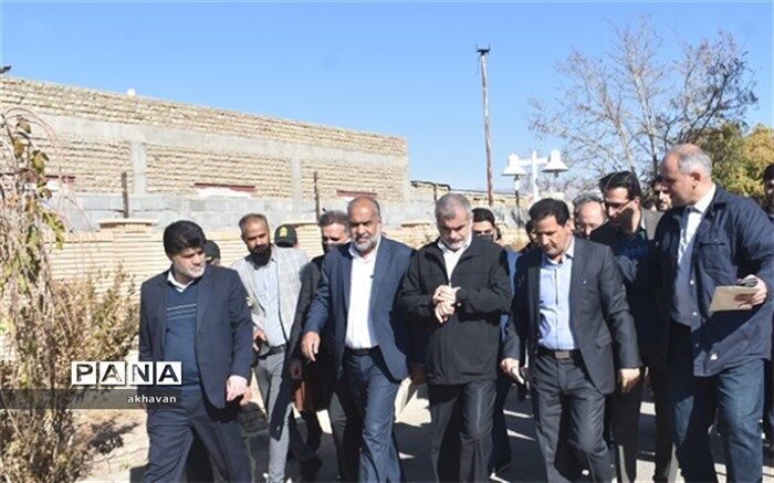 به مناطق کمتر توسعه‌یافته توجه بیشتری داریم
