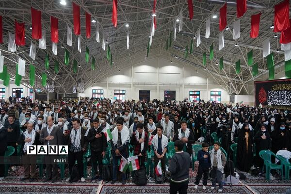 مجمع فرماندهان پیشگام بسیج دانش‌آموزی اصفهان در گلزار شهدا