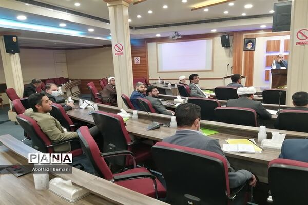 نشست رابطین کمیته‌های همکاری حوزه و آموزش و پرورش در قم