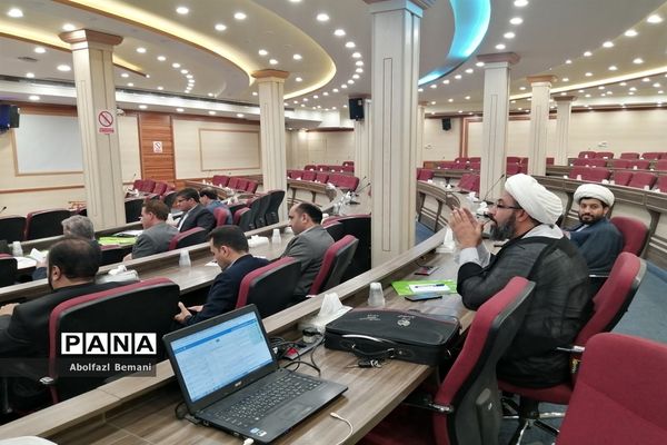 نشست رابطین کمیته‌های همکاری حوزه و آموزش و پرورش در قم